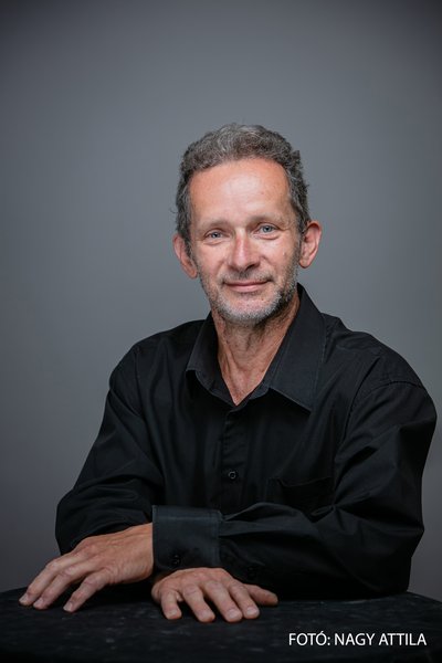 András Kozári
