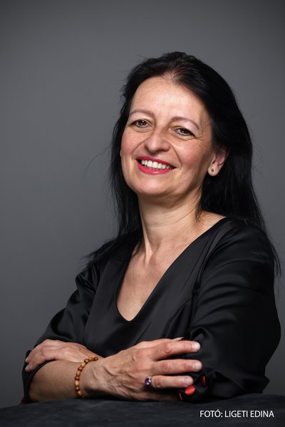 Szilvia Szőnyi