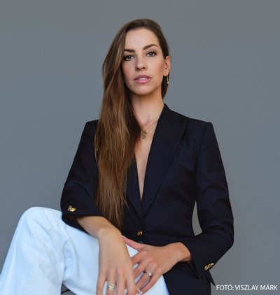 Laura Topolánszky