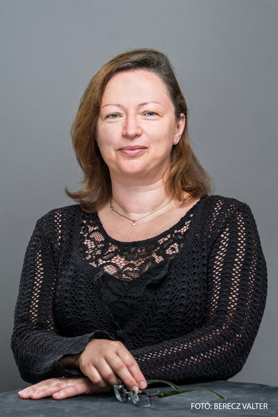 Zsuzsa Bákor